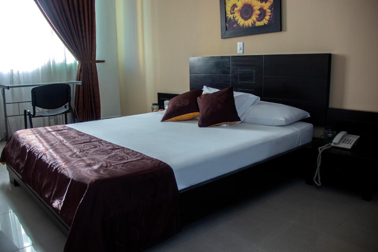 ميديلين Hotel Plazuela San Ignacio المظهر الخارجي الصورة
