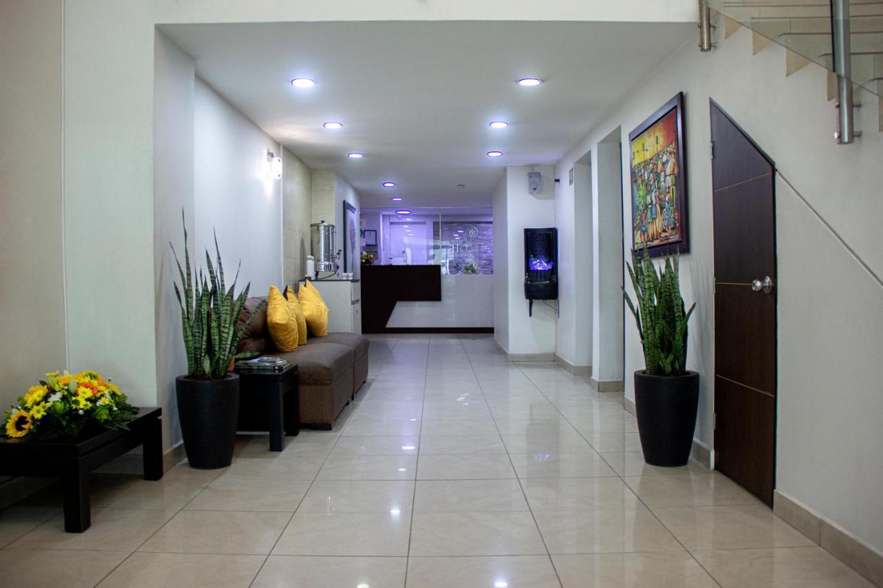 ميديلين Hotel Plazuela San Ignacio المظهر الخارجي الصورة