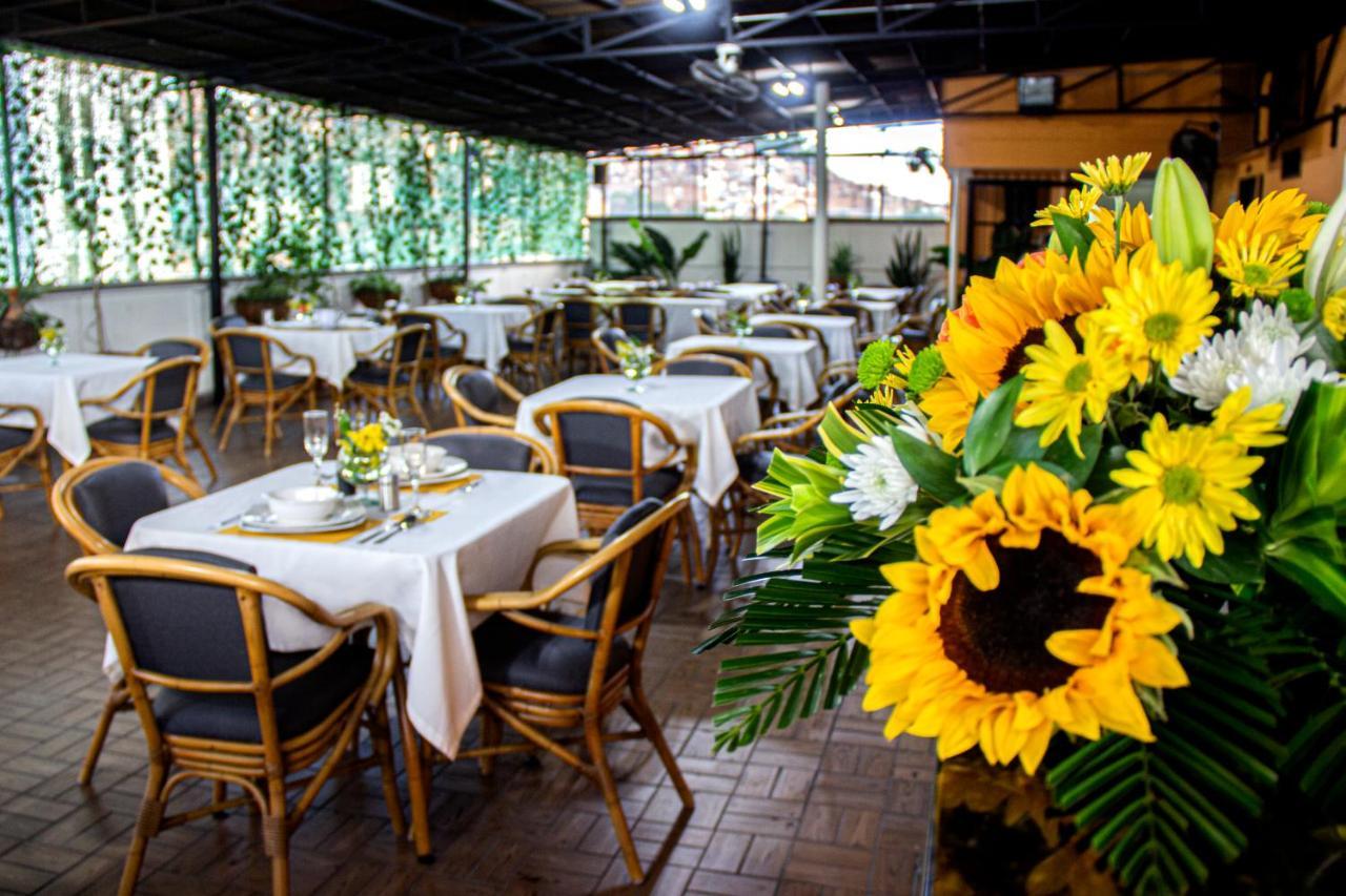ميديلين Hotel Plazuela San Ignacio المظهر الخارجي الصورة